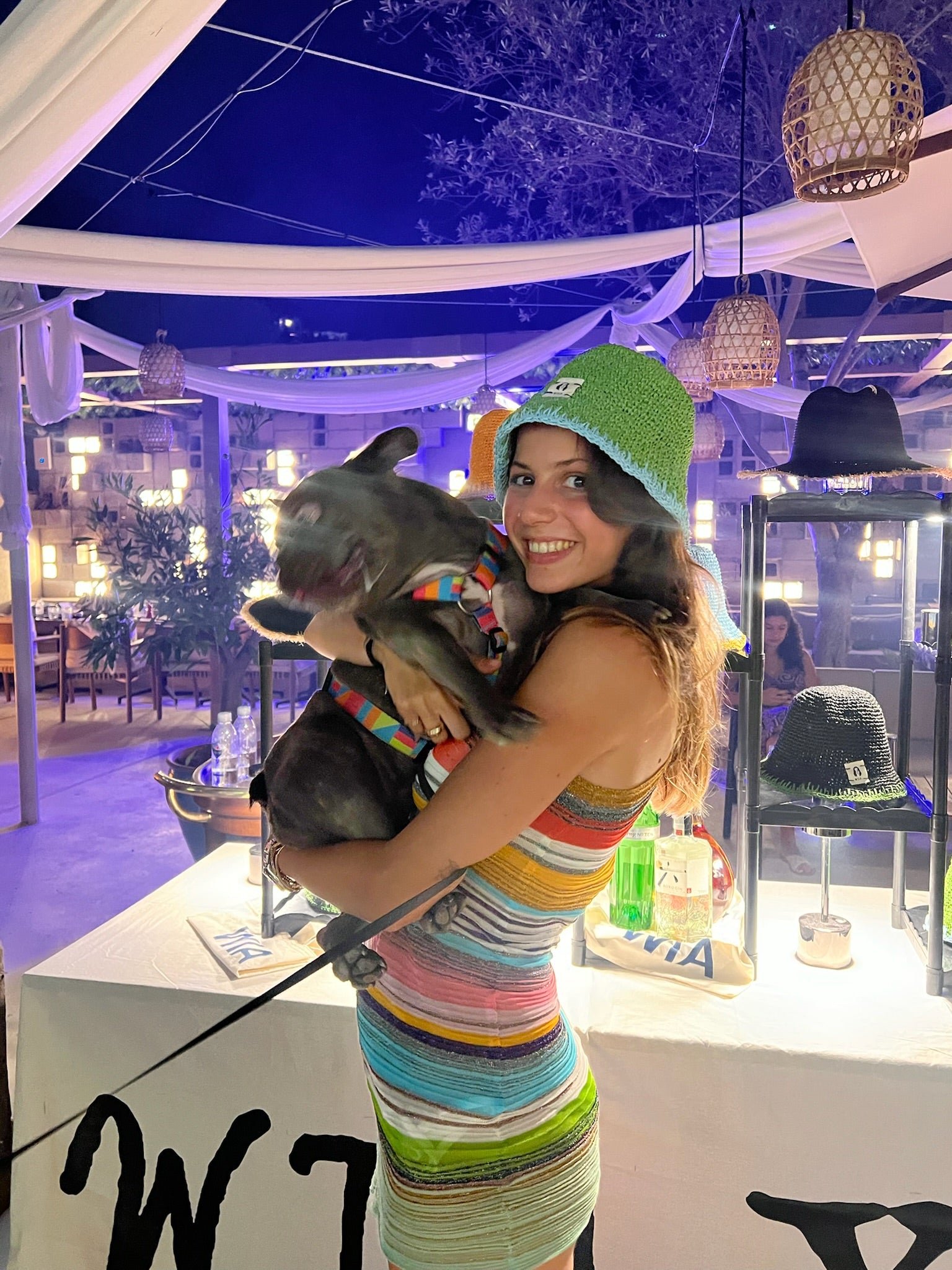 Monica Yeşil Şapka
