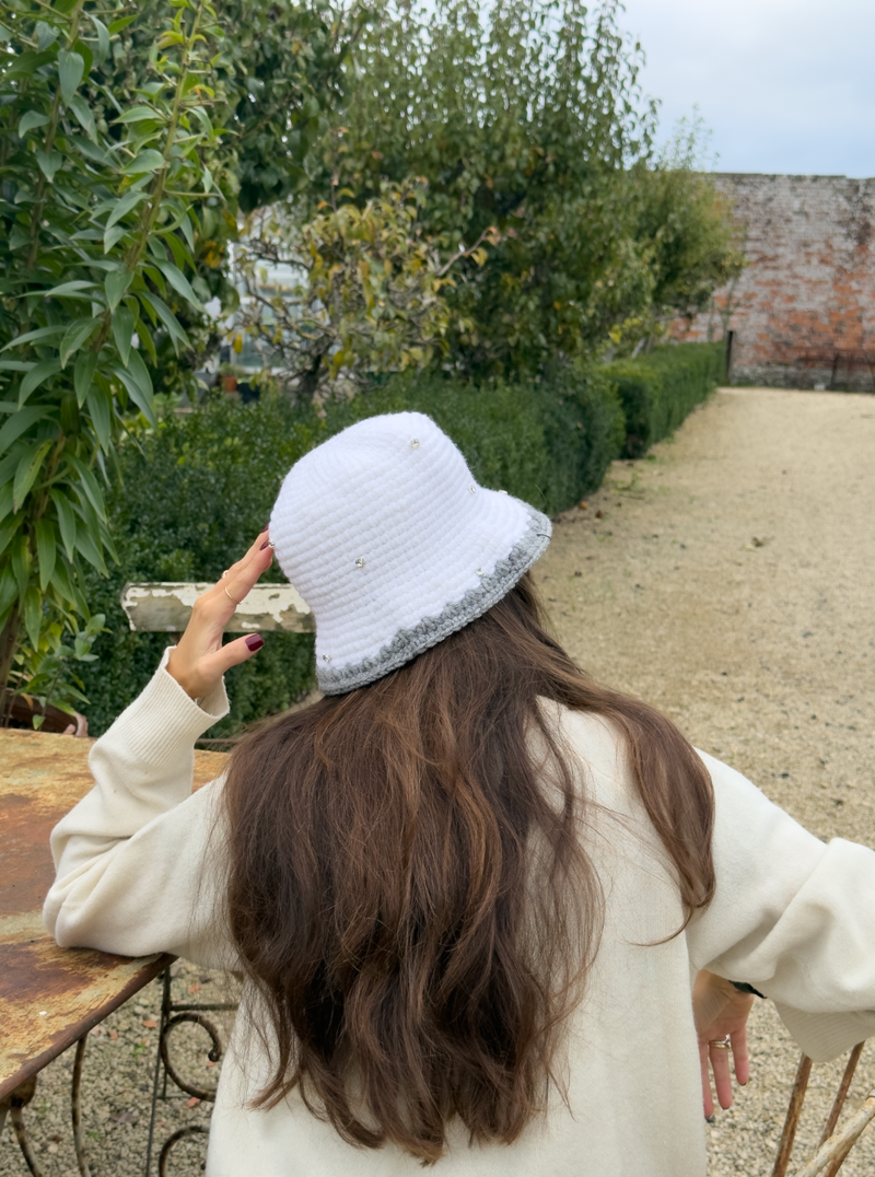 Gem Bucket Hat in White
