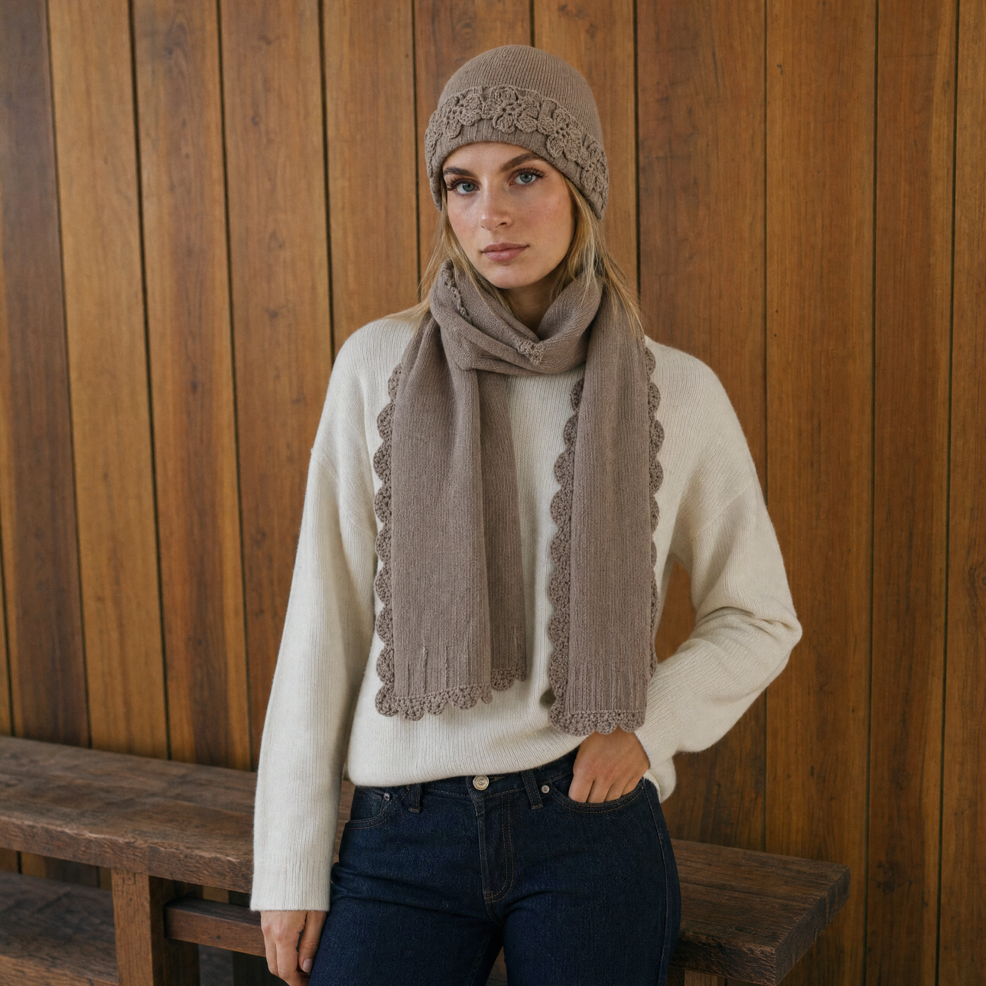 Fleur Scarf In Beige