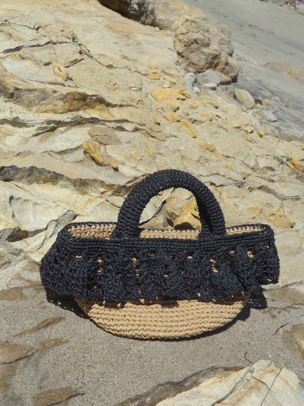 Lace Basket Bag in Black