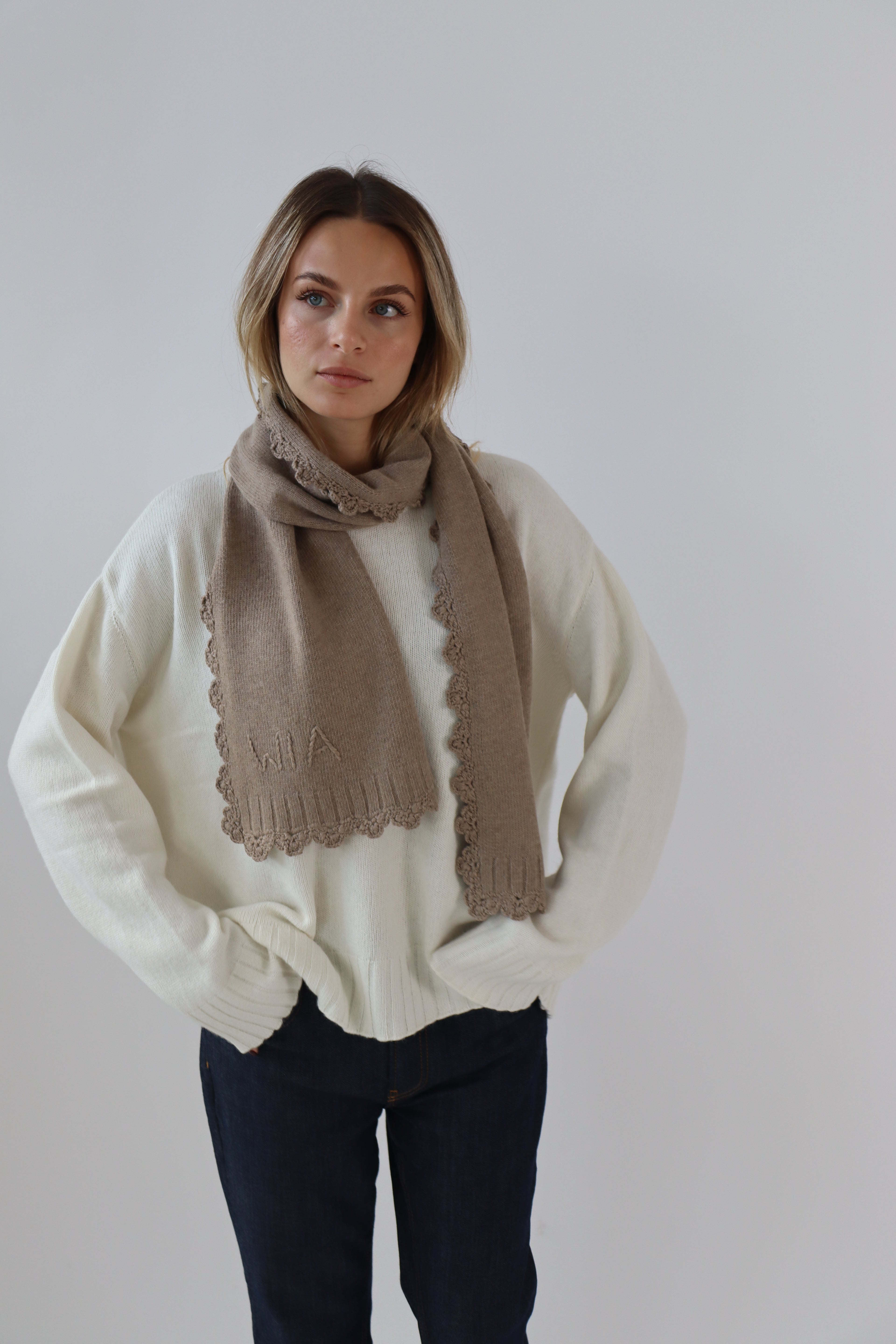 Fleur Scarf In Beige