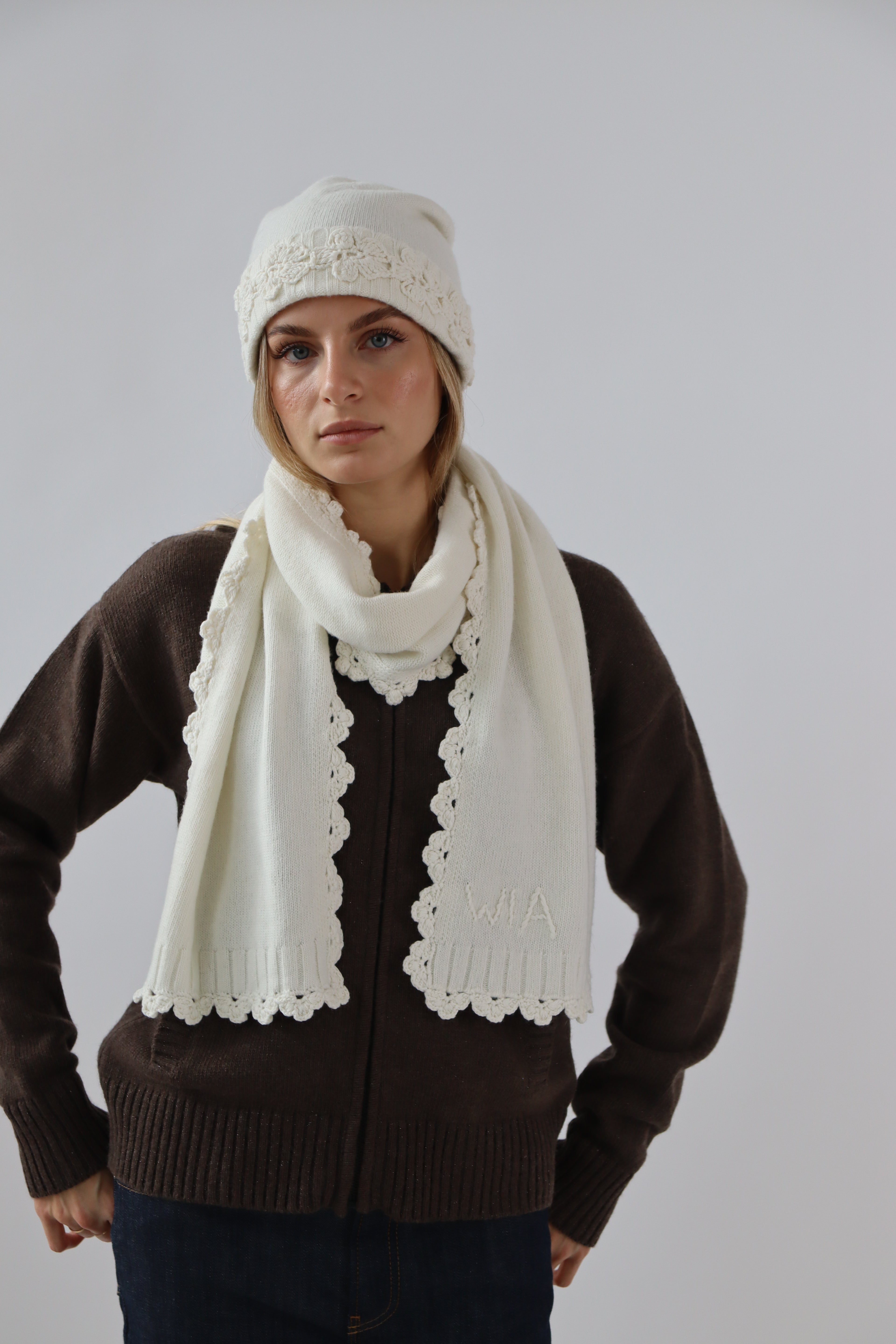 Koyu Kırmızı Gem Kova Şapka