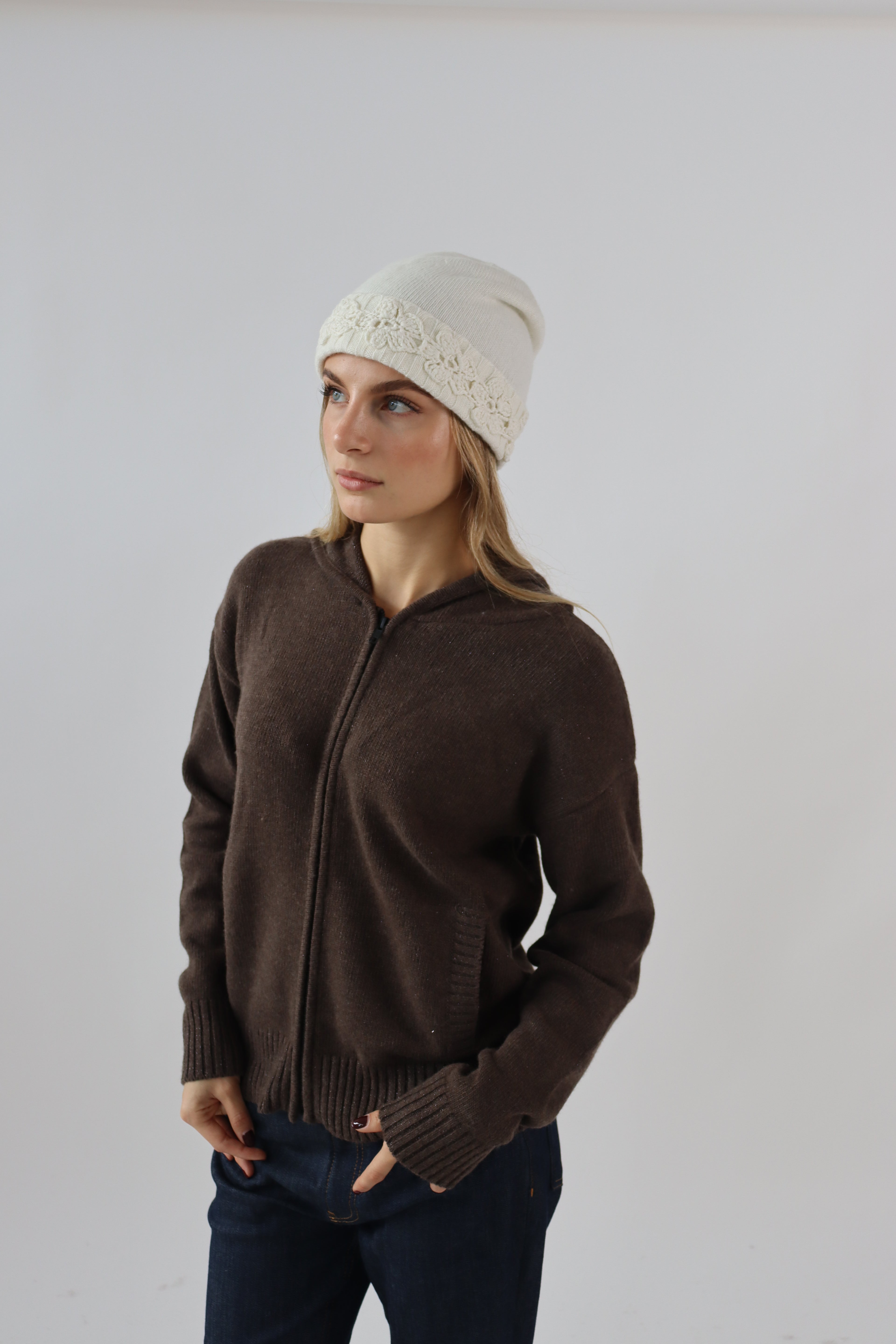 Koyu Kırmızı Gem Kova Şapka