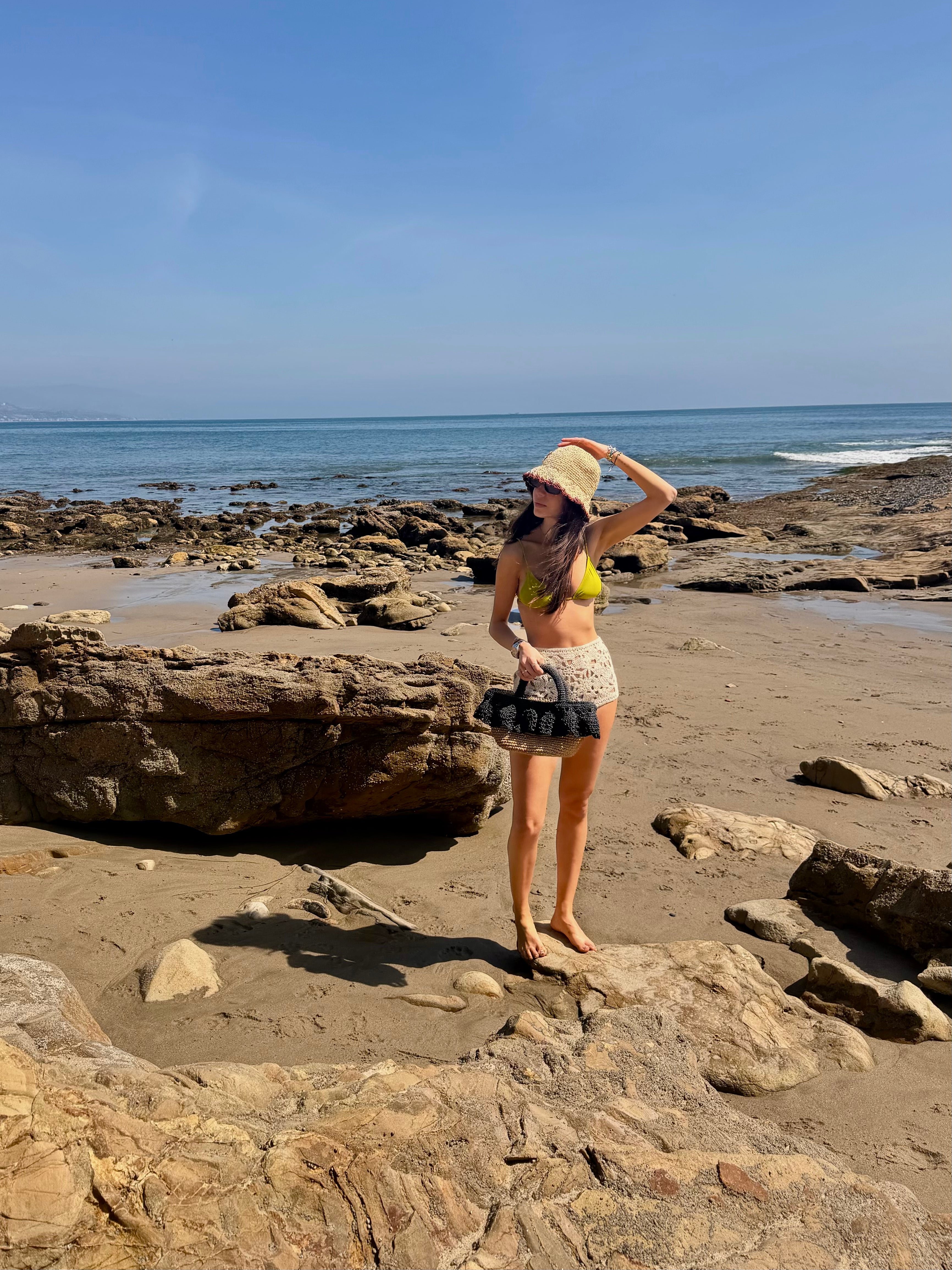 Lace Basket Bag in Black