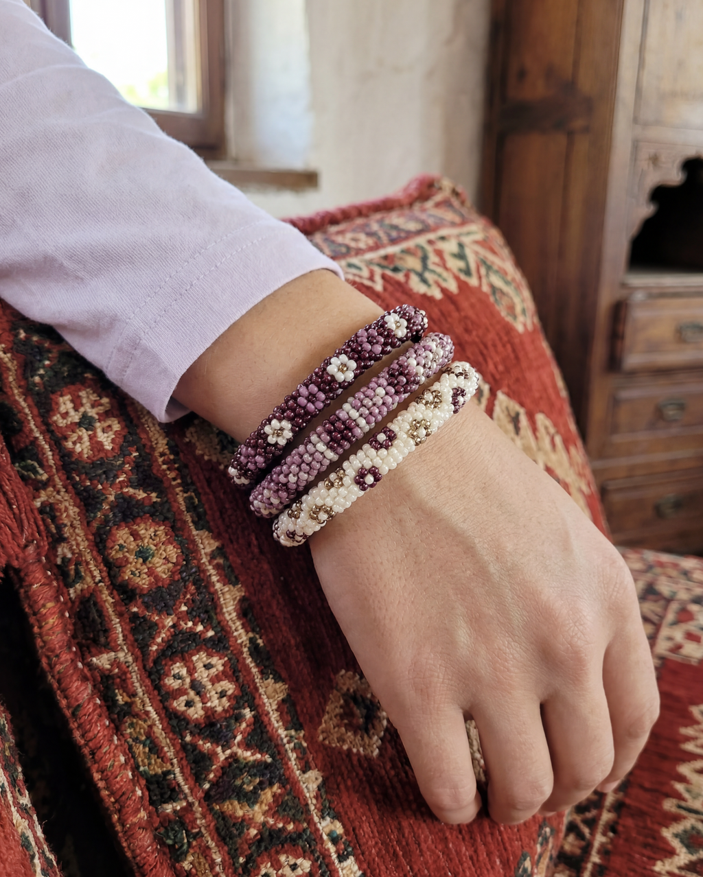 Çiçekli Bracelets