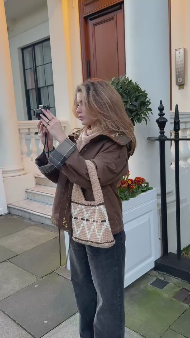 Bej Küçük Wool Hobo Bag